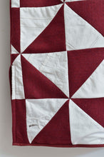 Load image into Gallery viewer, 代官山 蔦屋書店出品中/BGNDY SILK WOOL QUILTED PATCH LINER