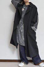 画像をギャラリービューアに読み込む, [your right things 代官山 蔦屋書店出品中]DENIM SLEEVE TRENCH COAT/BLK/02
