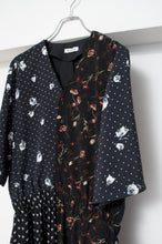 Load image into Gallery viewer, SHORT SLEEVE JUMP SUIT / FLORAL / 00 size_B