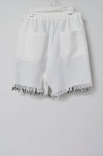 Load image into Gallery viewer, 002_WHT FRINGE RUG SHORTS_02size