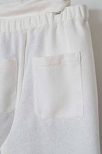 Load image into Gallery viewer, 002_WHT FRINGE RUG SHORTS_02size