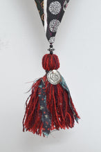 Load image into Gallery viewer, SCARF TAPESTRY_B