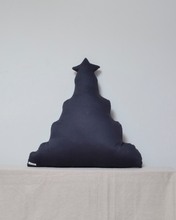 画像をギャラリービューアに読み込む, RUG CUSHION_Xmas TREE