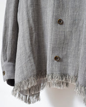 Load image into Gallery viewer, Tablecloth collar fringe shirt / linen herringbone_C