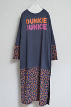 Load image into Gallery viewer, T FLORAL LONG OP/DARK/00 size