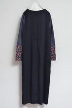 Load image into Gallery viewer, T FLORAL LONG OP/DARK/00 size