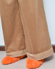 Load image into Gallery viewer, Deep tuck wide pants / corduroy / Brown