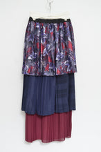 Load image into Gallery viewer, PLEATED SKIRT 01 / B