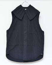 Load image into Gallery viewer, PLEATED COLLAR SLEEVELESS SHIRT_E