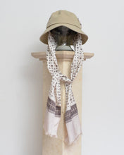 画像をギャラリービューアに読み込む, DROOPY SCARF BUCKET HAT / BEIGE