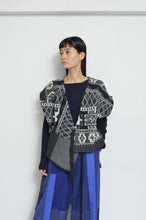 Load image into Gallery viewer, KNIT CROSSOVER C/D_F