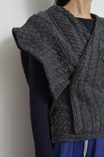 Load image into Gallery viewer, KNIT CROSSOVER C/D_E