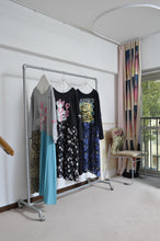 Load image into Gallery viewer, PLEATED T OP 01 / HOUSE