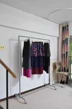 Load image into Gallery viewer, PLEATED SKIRT 01 / B