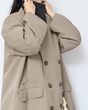Load image into Gallery viewer, Flower charm pea coat / peach skin