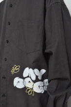 Load image into Gallery viewer, WOOL VIYELLA △ SH/CHA/MY DOGS_02