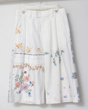 Load image into Gallery viewer, Table Cloth Wide Tuck Shorts