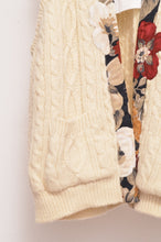 Load image into Gallery viewer, KNIT VEST C/D_WHITE