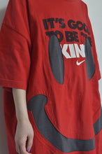 Load image into Gallery viewer, SMILE T/A