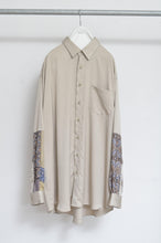 Load image into Gallery viewer, SILKY TWILL SHIRTS(PRINT) BEG/02
