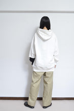 Load image into Gallery viewer, SLIT SLEEVE HOODIE (PRINT) / WHT/01_X