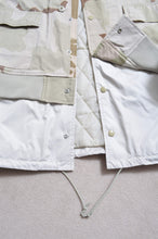 Load image into Gallery viewer, REMIX CAMO LAYER STADIUM JACKET/02