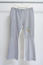 Load image into Gallery viewer, FLARED SWEAT PT / 02_GRAY