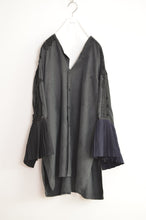 画像をギャラリービューアに読み込む, PLEATS SLEEVE SHIRT / BLK