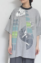 Load image into Gallery viewer, CUT AND CONNECTED T/GRY