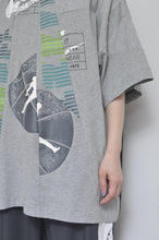 Load image into Gallery viewer, CUT AND CONNECTED T/GRY