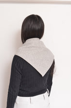 画像をギャラリービューアに読み込む, TRIANGLE SHAWL(WOOL)/GRAY-001