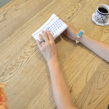 画像をギャラリービューアに読み込む, BOOK DRESS (TABLE CLOTH)