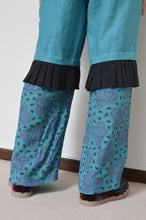 Load image into Gallery viewer, PLATED TUCK PT