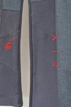 Load image into Gallery viewer, FLARED SWEAT PT / 01_DARK