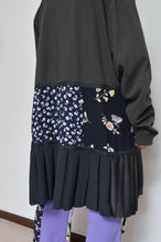 Load image into Gallery viewer, TIERED L/ST OP 00 / CHARCOAL