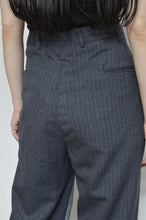 Load image into Gallery viewer, SLIT SLACKS PT GRY / 02_A