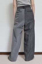 Load image into Gallery viewer, BLK DENIM WIDE TUCK PT 02