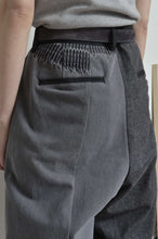 Load image into Gallery viewer, BLK DENIM WIDE TUCK PT 02