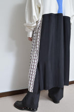 Load image into Gallery viewer, ZIP UP SWEAT OP WHT / 01