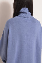 Load image into Gallery viewer, RIPPLE WAVE HEM KNIT P/O w/NECK PARTS_S.BLU