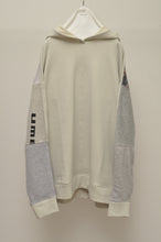 画像をギャラリービューアに読み込む, PRINT HOODY(GRY/CAT)_01