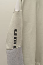 画像をギャラリービューアに読み込む, PRINT HOODY(GRY/CAT)_01
