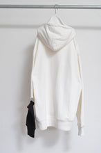 Load image into Gallery viewer, SLIT SLEEVE HOODIE (PRINT) / WHT/01_X