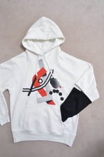 Load image into Gallery viewer, SLIT SLEEVE HOODIE (PRINT) / WHT/01_X