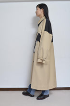 Load image into Gallery viewer, REMIX TRENCH COAT/BEG/02