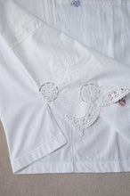 Load image into Gallery viewer, WHT TABLE CLOTH OP/COL