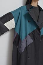 Load image into Gallery viewer, REMIX TRENCH COAT/NAV/02