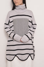 画像をギャラリービューアに読み込む, RIPPLE WAVE HEM KNIT P/O w/NECK PARTS(BORDER)