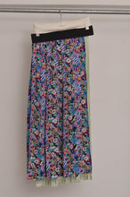 画像をギャラリービューアに読み込む, PLEATED SK_002