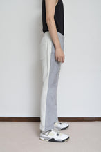 Load image into Gallery viewer, FLARED SWEAT PT / 02_GRAY